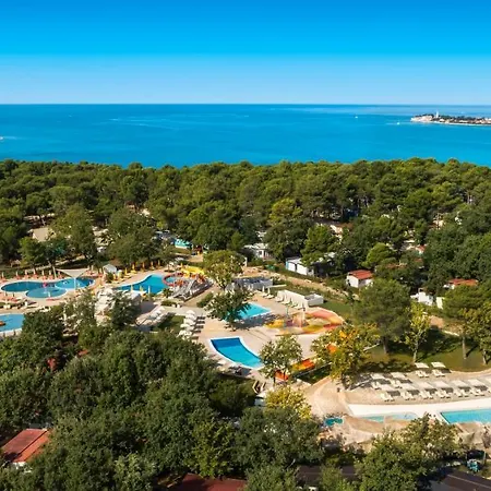 Punto Blu Valamar Village Holiday park *